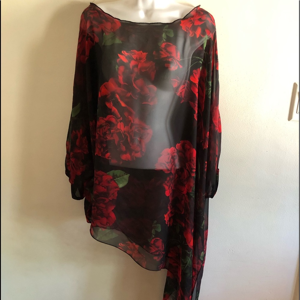 Floral top by comp k one size